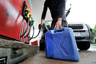 La préfecture de l'Allier interdit la vente de carburants au jerricane