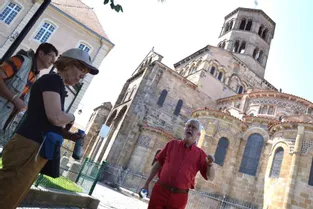 Les émissions de télé tournées à Issoire ont-elles un impact sur le tourisme ?