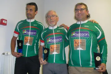 Les cyclistes du VCS honorés par leurs pairs
