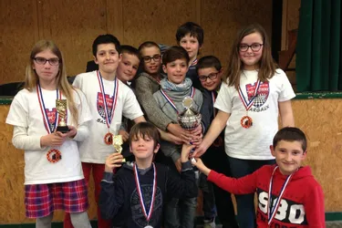 Les écoliers de Saint-Menoux restent champions d’échecs