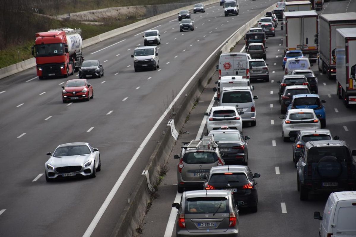Lsimf Un accident perturbe la circulation sur l'autoroute A71, au sud d ...