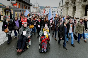 Grève des Ehpad : 600 manifestants à Clermont-Ferrand