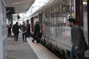 Grève à la SNCF : quels trains circuleront en Auvergne ce vendredi 13 ?