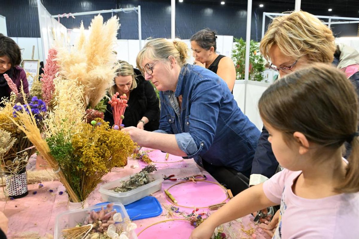 Couture, broderie, scrap… Les loisirs créatifs ont rendez-vous à la Grande Halle d’Auvergne