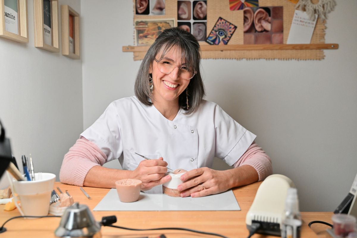 Sara Ramon Iowa Sara Raymond, une Berruyère restauratrice des visages amputés - Le ...