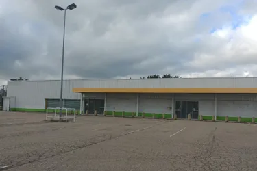 Que va devenir l'ancien supermarché Dia, à Saint-Pourçain-sur-Sioule ?