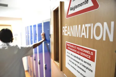 Coronavirus : deux nouveaux décès en Auvergne, mais la tendance au recul se poursuit en milieu hospitalier