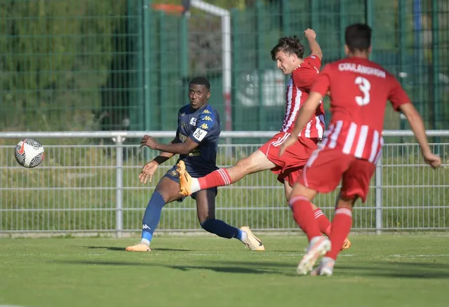 En National 2, l'AS Cannes s'appuie sur de nombreux ex-joueurs du Clermont Foot et l'entraîneur n'y est pas étranger - La Montagne