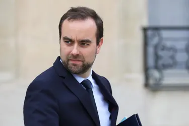 Soupçons de "prise illégale d'intérêts": le ministre Sébastien Lecornu interrogé par les enquêteurs