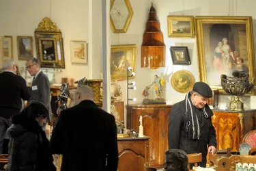 Antiquités et art contemporain jusqu’à demain à Polydôme, un vrai musée itinérant de prestige