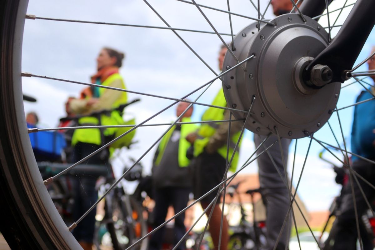 Travail, balade et ateliers : le Collectif Vélo Bourgogne Franche-Comté fait halte à Toucy pour "échanger sur la place du vélo sur notre territoire"