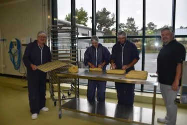 La société Kesbon vient tout juste d’ouvrir ses portes dans l’ancienne fromagerie 3A à Loubaresse (Cantal)