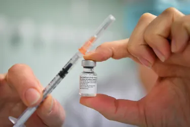 Accord européen pour l'acquisition de 300 millions de doses supplémentaires du vaccin Pfizer-BioNTech