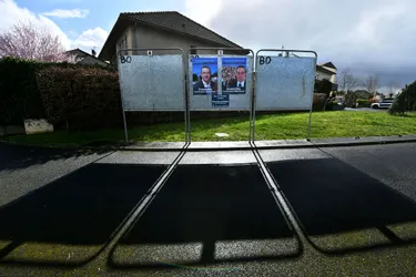 Municipales à Malemort (Corrèze) : des affiches électorales collées trop tôt créent la polémique