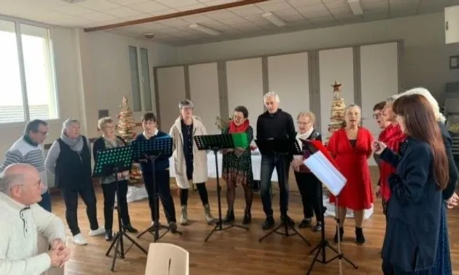 La Chorale Des Pot g s Anime Le Repas Des Anciens La Montagne la-chorale-des-pot-g-s-anime-le-repas-des-anciens-la-montagne