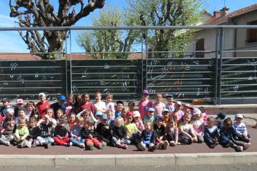 Les élèves de maternelle de Jules-Ferry, à Langeac redessinent leur école