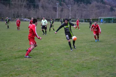 District (15) : En championnat de ligue d'Auvergne, Saint-Flour passe, Massiac casse