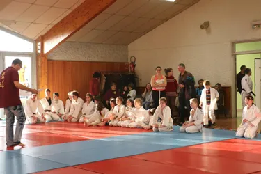 Combats et démonstrations pour les portes ouvertes du judo