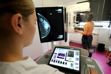 Deux femmes du bassin thiernois (Puy-de-Dôme) atteintes du cancer du sein témoignent : « Cela n’arrive pas qu’aux autres »