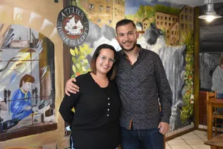 Un jeune couple a repris le restaurant le Coutelier à Thiers : "Nous sommes très fiers de notre Auvergne"