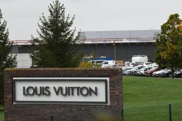 Le site Louis Vuitton de Saint-Pourçain-sur-Sioule (Allier) se lance dans la fabrication de masques