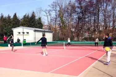 Vacances studieuses pour l’école de tennis