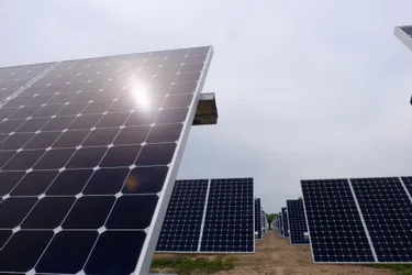 Dans le bassin de Vichy (Allier), une société citoyenne veut promouvoir l'énergie solaire