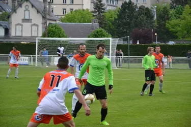 Saint-Flour repousse l’ENL (3 buts à 2) en Coupe du Cantal