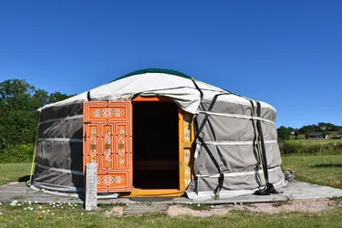Une nuit en yourte, petit bout de Mongolie, à Cordesse (Cantal)