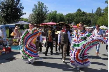 Ambiance mexicaine à la fête votive