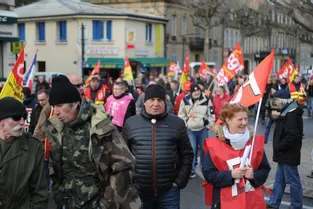 200 manifestants dans les rues de Moulins, ce vendredi, contre la réforme des retraites