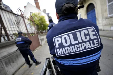 Agression de l'agent de stationnement à Montluçon : les élus municipaux réagissent