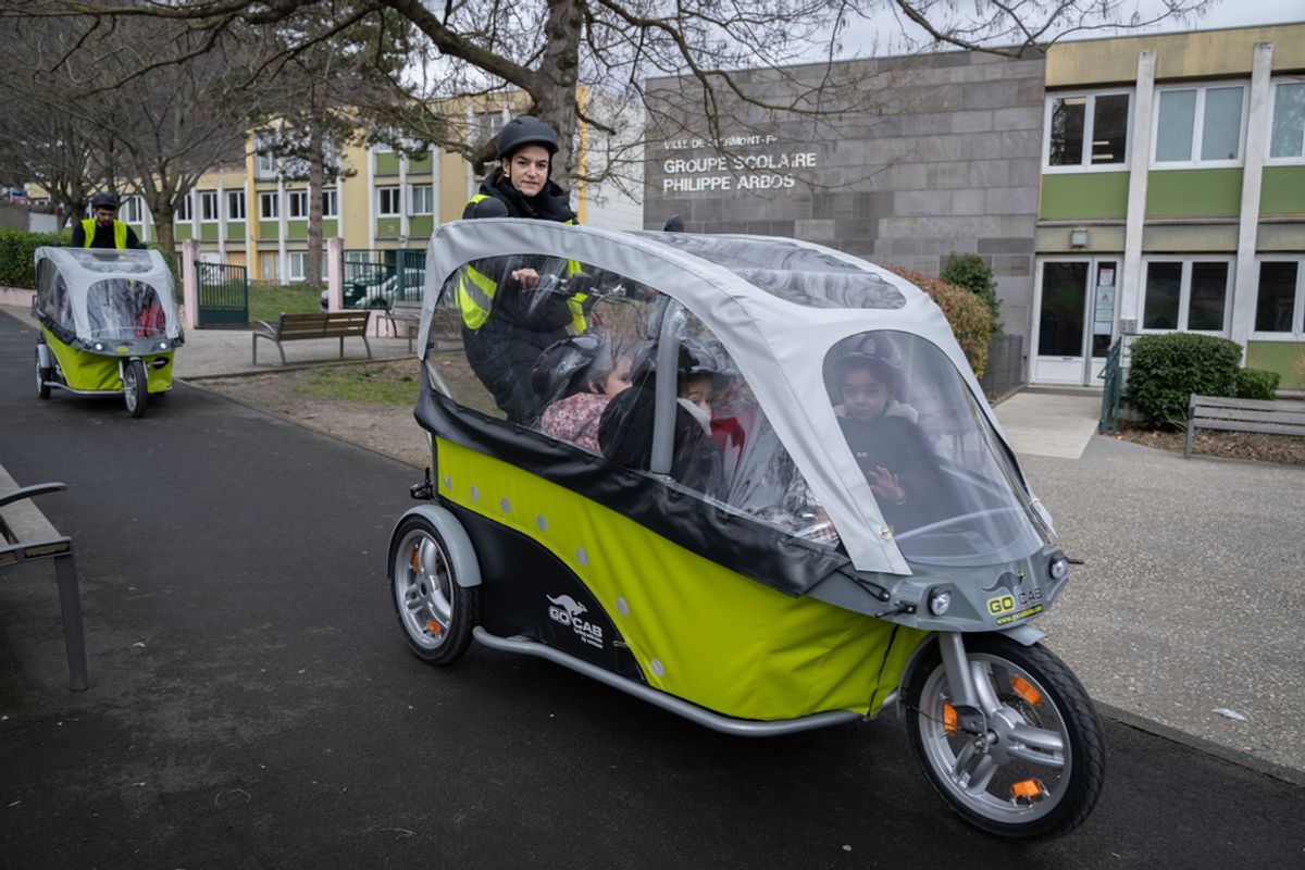 Ecologique, économique et bon pour les enfants... ce nouveau transport scolaire fait l'unanimité à Clermont-Ferrand