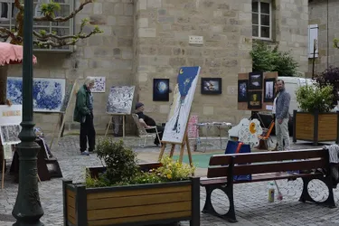 Le vendredi des peintres revient place Hyllaire et rue de la République