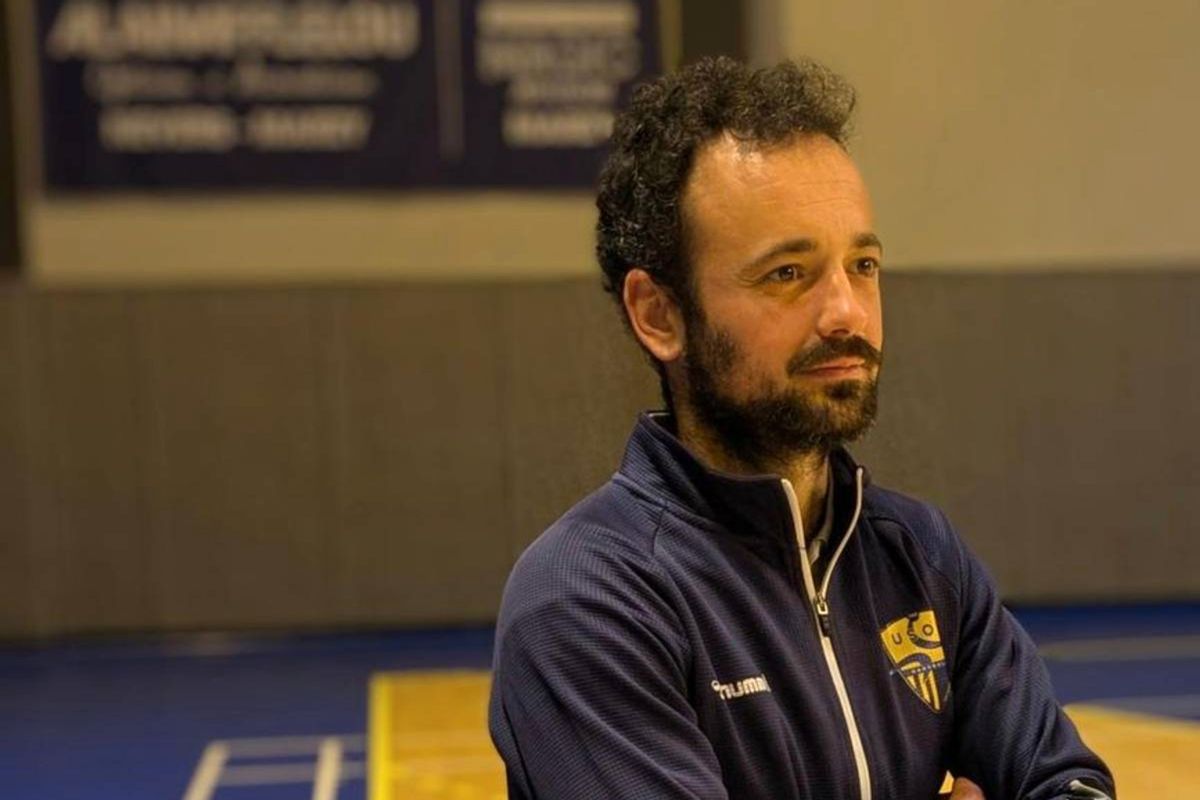 Nationale 2 masculine : Benjamin Adam propulsé sur le banc de l'USO Nevers, à la place d'Amine Khedira, bloqué en Tunisie