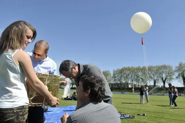 Un ballon-sonde a été lâché par des élèves de Saint-Benoît