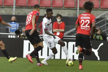 Clermont Foot : le jeune Ghanéen Abdul Samed, efficace milieu de terrain et ambianceur du club, danse avec les stars de la Ligue 1