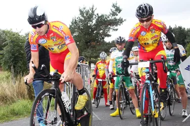 Des coureurs du Vélo club du Pays de Saint-Flour à l’honneur