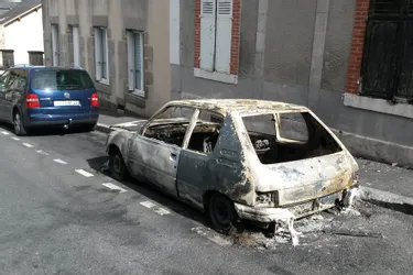 Trois voitures brûlées en centre-ville de Guéret
