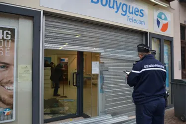 Le magasin Bouygues Telecom cambriolé cette nuit à la tronçonneuse