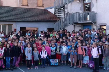 126 écoliers sont rentrés à Yves Duteil