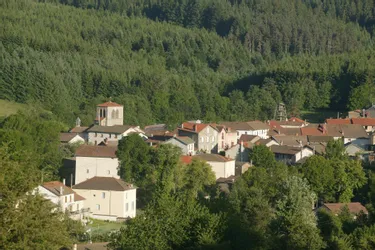 Olivier Bourron, maire de Saint-Alyre-d'Arlanc (Puy-de-Dôme), se représente aux élections municipales
