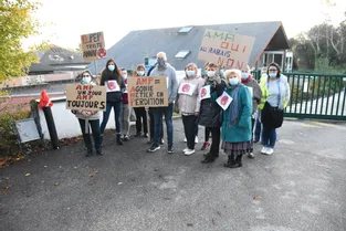 Les Aides médico-psychologiques en grève pour réclamer de meilleurs salaires à Sainte-Féréole (Corrèze)