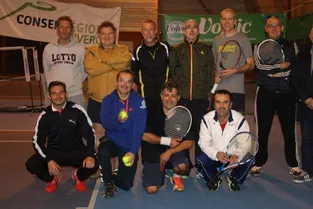 Les tennismen Seniors 1 + 45 ans se sont qualifiés pour la finale !