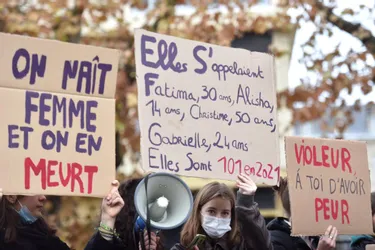 Pour la Journée contre les violences faites aux femmes, un collectif lycéen organise sa première manifestation à Brive (Corrèze)