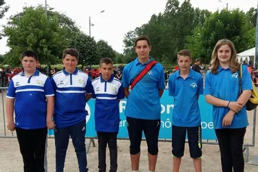 Les jeunes pétanqueurs ménulphiens vice-champions d’Auvergne