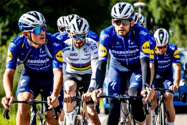Tour de France 2021 : une quatrième victoire d'étape pour Mark Cavendish aidé par Alaphilippe