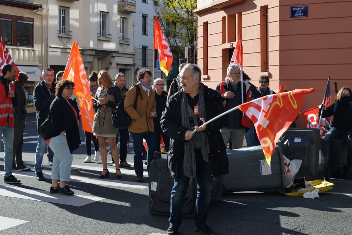 Mobilisés, les salariés de l'Institut du travail social en région