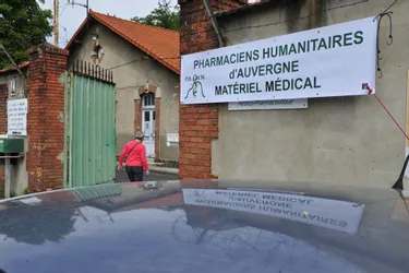 Les Pharmaciens humanitaires d'Auvergne ont donné plusieurs palettes de matériel médical au CHU de Clermont-Ferrand