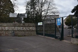 La cité scolaire Lafayette de Brioude (Haute-Loire) se prépare à retrouver les élèves de 4e, de 3e et les lycéens